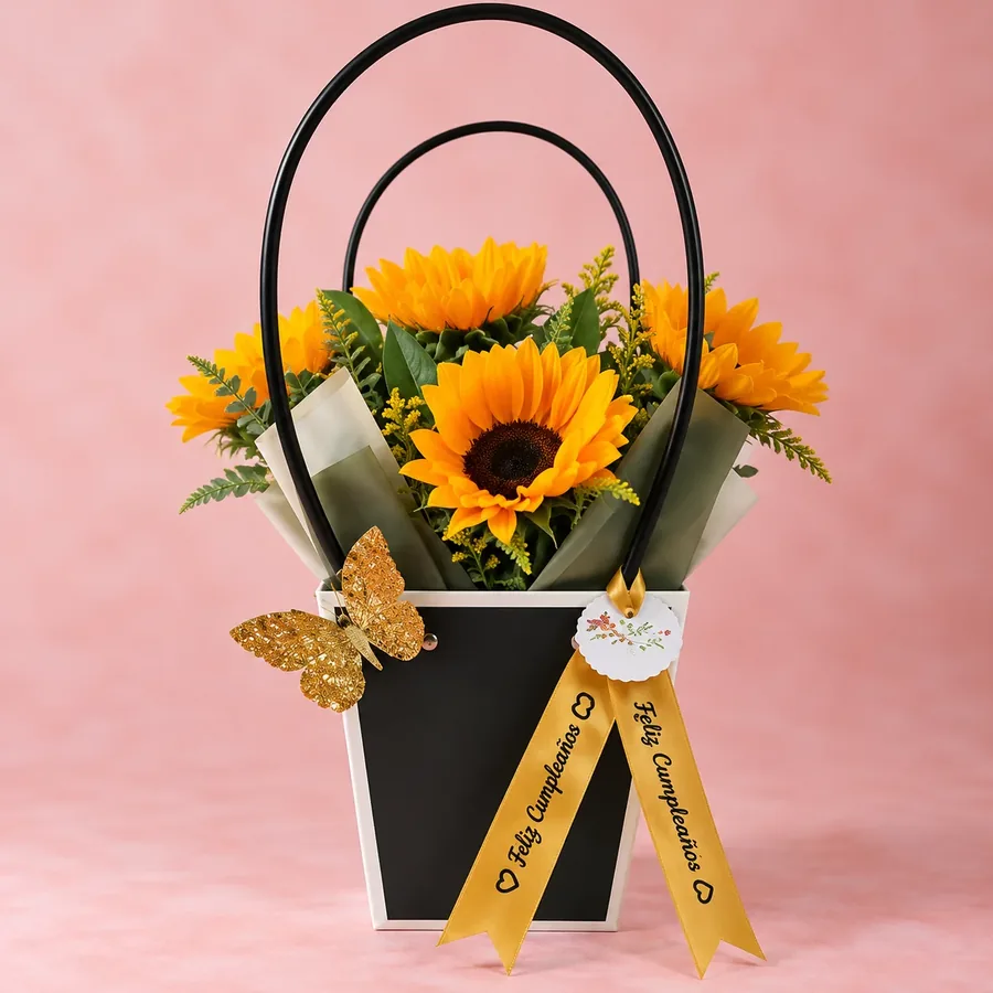 Caja de Flores, Caja con asa en girasoles, incluye cinta estampada personalizada con tu mensaje, Florería Eben Ezer La Serena